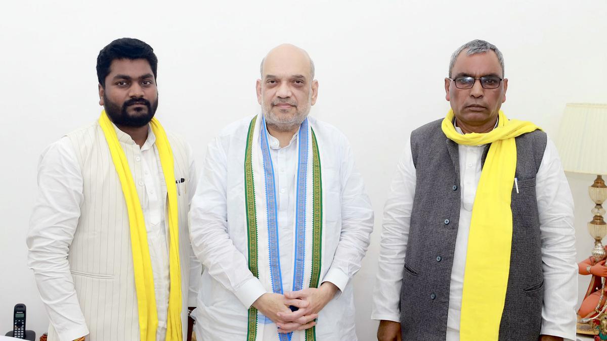 OBC Leader Om Prakash Rajbhar Joins BJP-led NDA in Uttar Pradesh