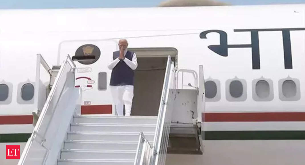 Prime Minister Narendra Modi Visits UAE to Strengthen Bilateral Ties