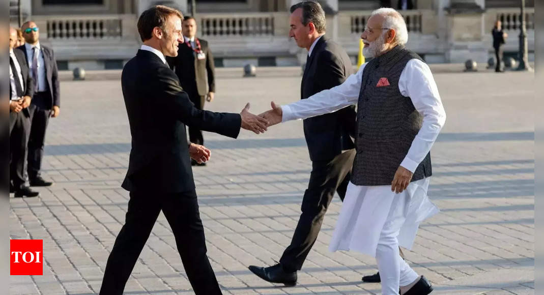 Banquet Dinner at Louvre Museum: Specially Curated Vegetarian Menu & Gestures by France for PM Modi