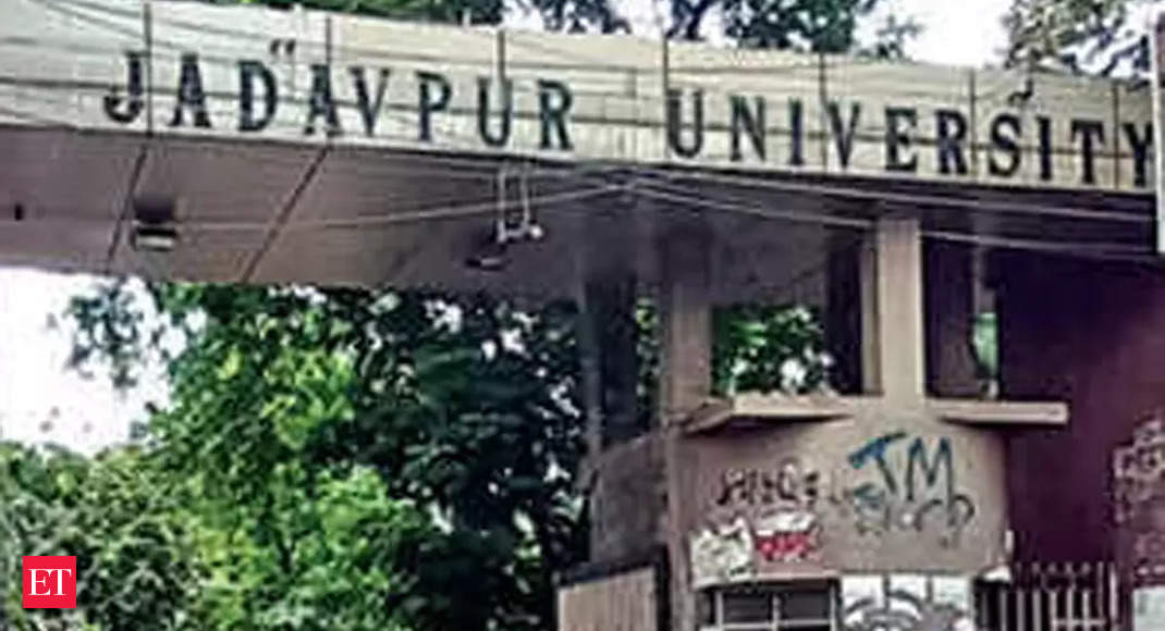 Jadavpur Uni death case: 9 students held