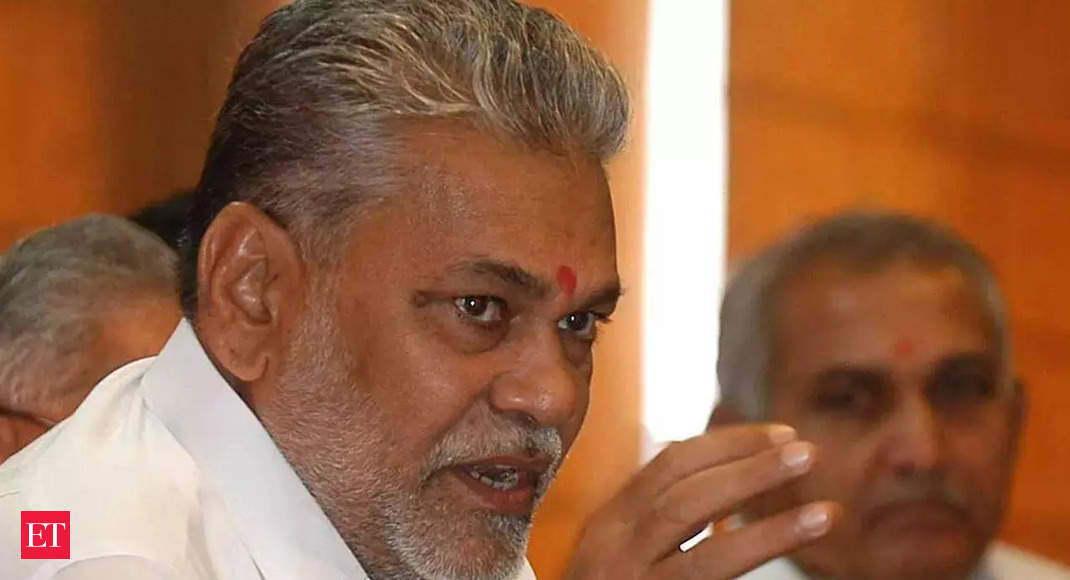 Parshottam Rupala reviews progress of Assam Dairy Development Plan