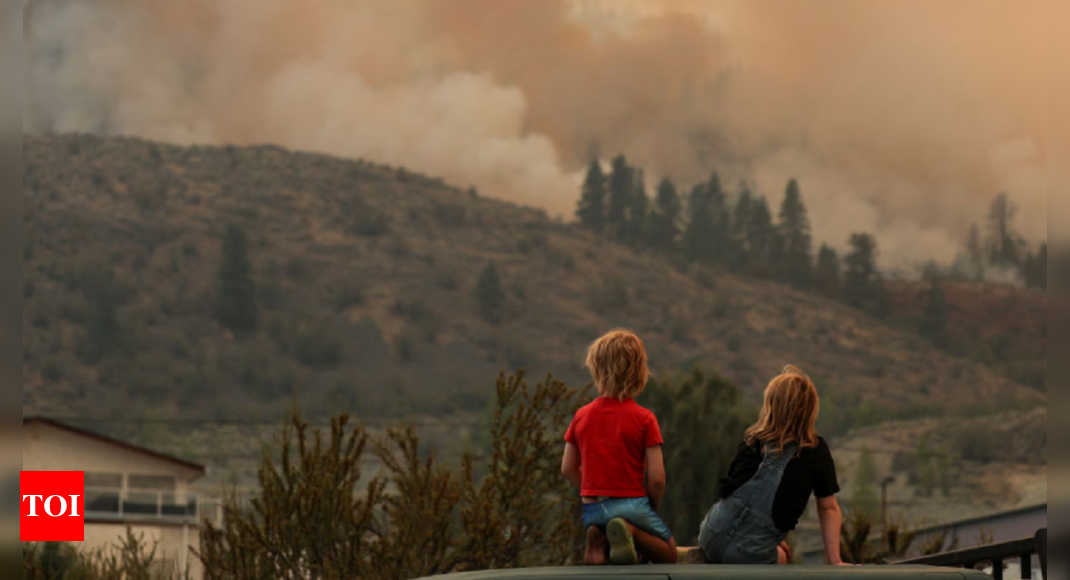 1 Dead, 185 Structures Destroyed in Eastern Washington Wildfire