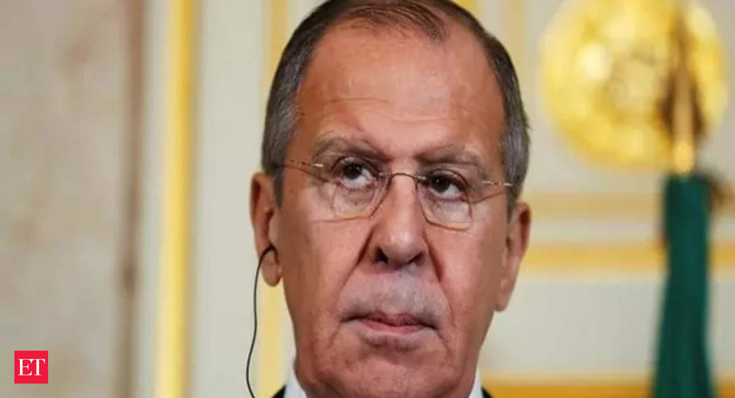 Russian envoy says sorry for remarks on Lavrov