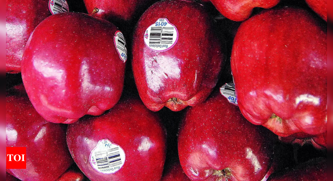 Government eliminates additional duty on US apples and walnuts