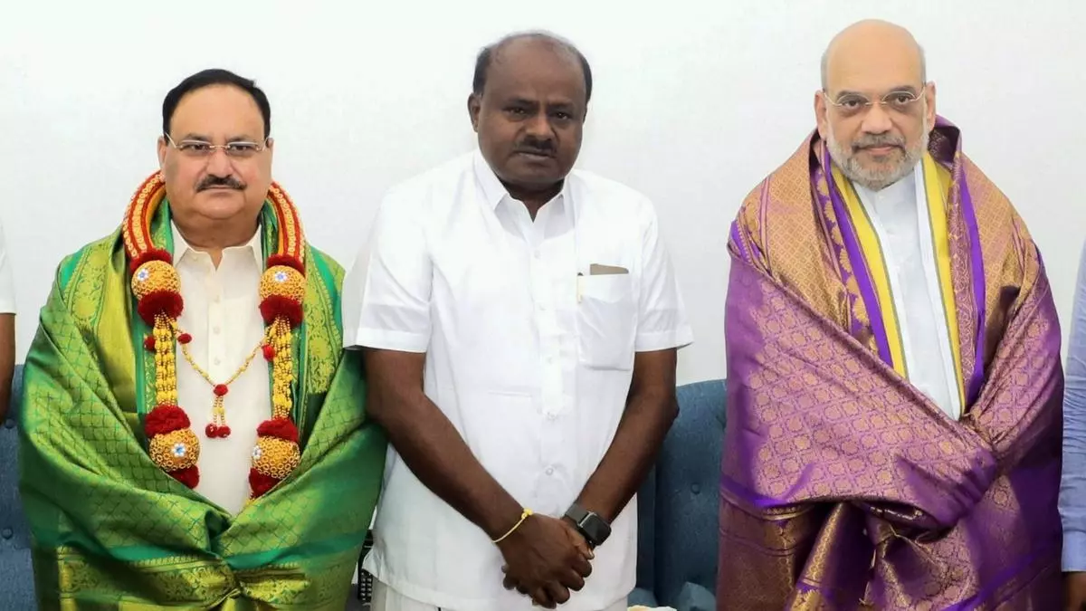 H D Kumaraswamy meets Amit Shah and J. P. Nadda in Delhi