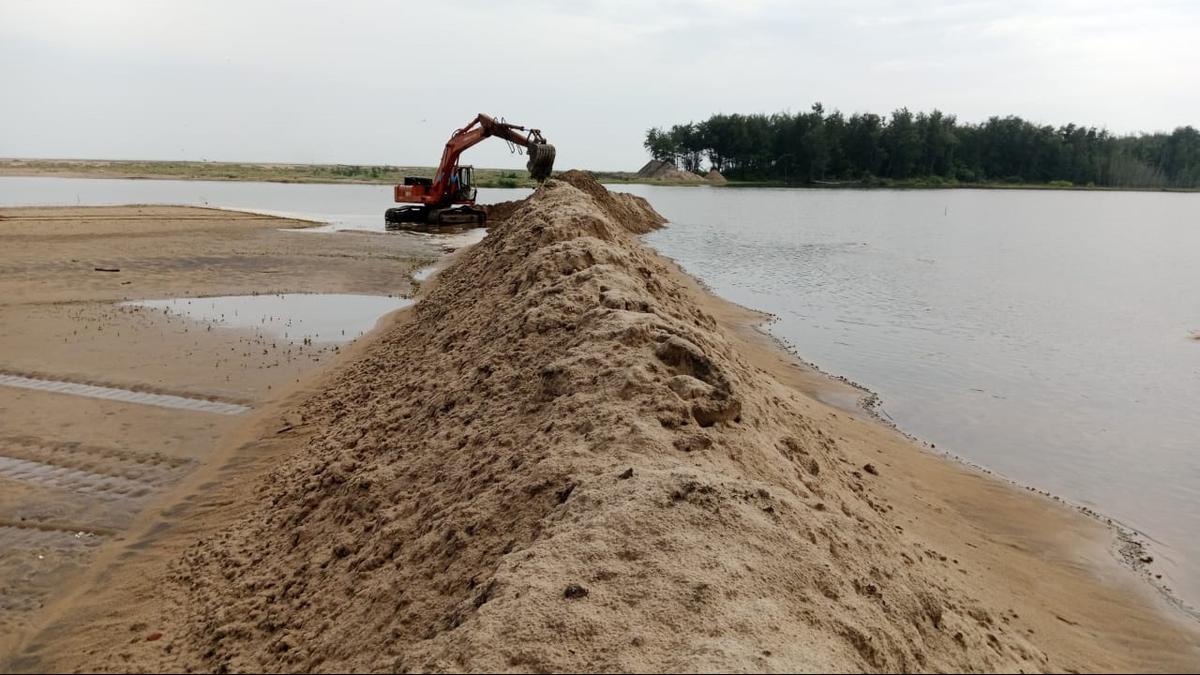 Desilting of Rameswaram Confluence Point Likely to be Completed by Early October, Says Konaseema District Collector