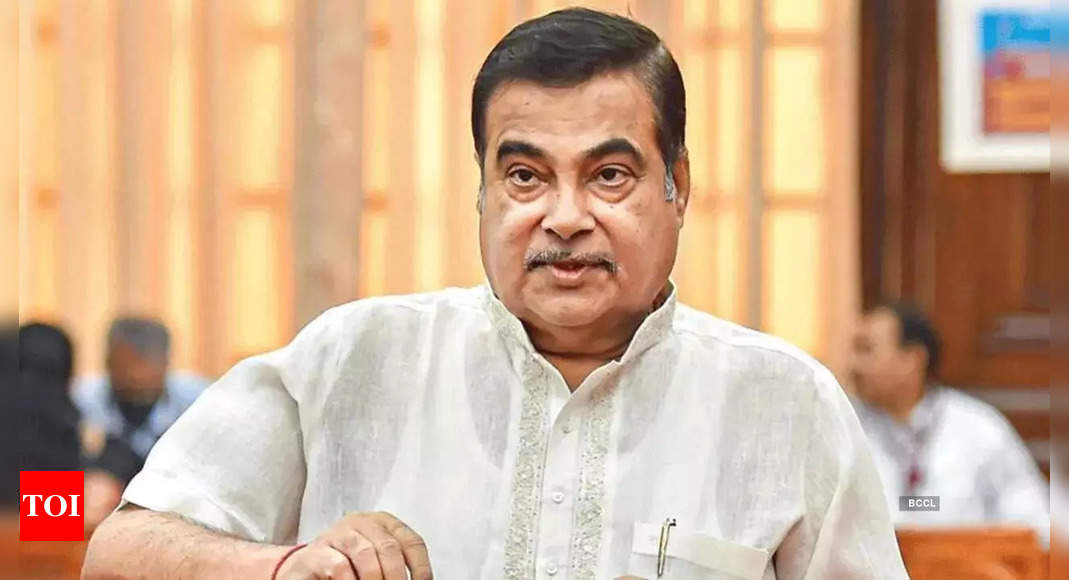 Indian-US companies should form JV for futuristic technologies: Nitin Gadkari