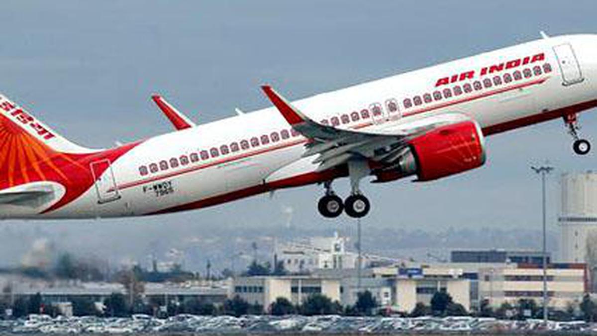 Air India acquires its first A350-900 aircraft through GIFT City with HSBC finance lease