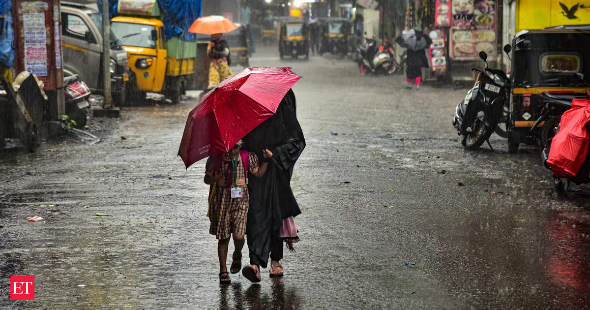 IMD Issues Yellow Alert for 10 Districts in Kerala