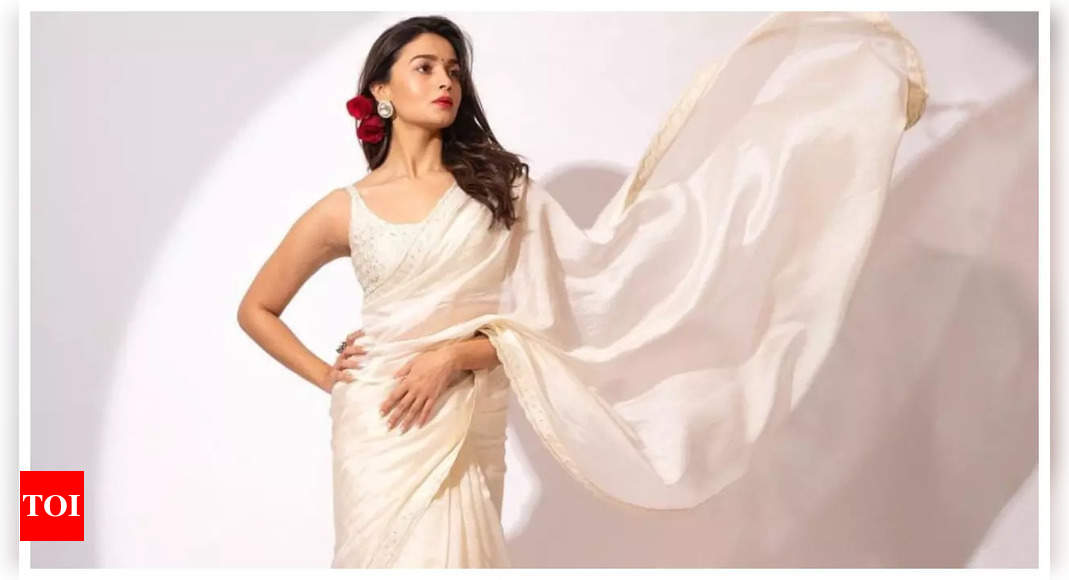 Alia Bhatt Calls the Inventor of Saree a Genius