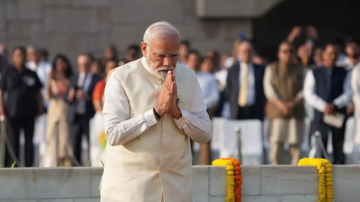 PM Modi pays tribute to Mahatma Gandhi and Lal Bahadur Shastri on their birth anniversary