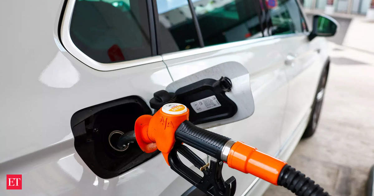 Growing Car Market Fuels Petrol, Diesel Consumption