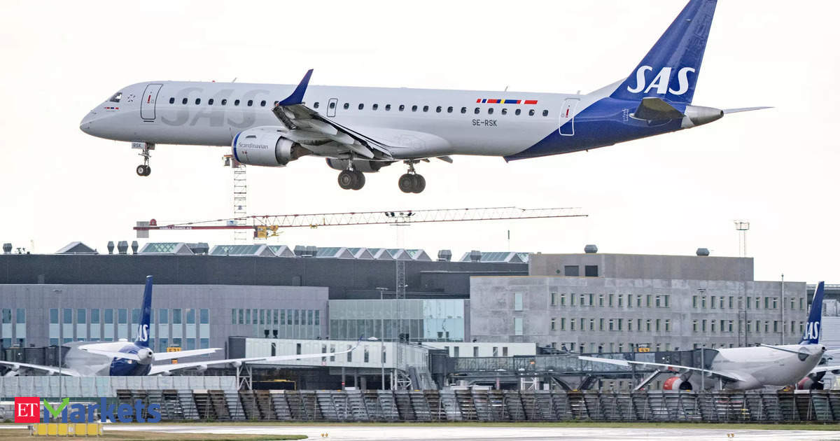 SAS Slides 95% as Scandinavian Airlines Shareholders Wiped Out