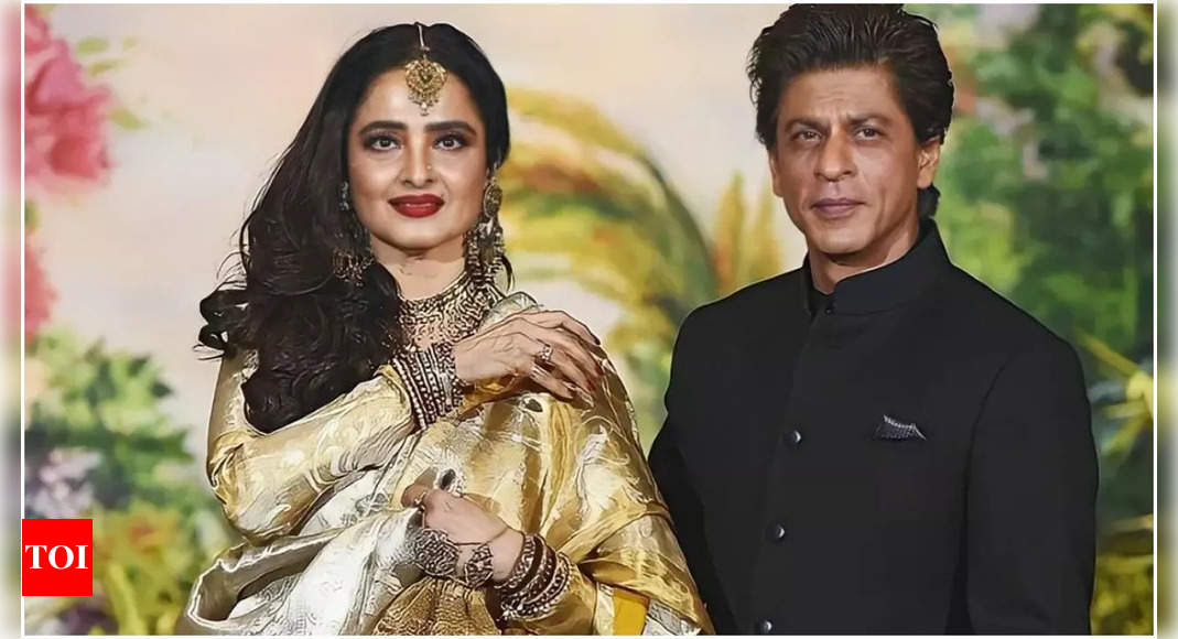 Rekha Recites Gulzar’s Poem to Describe Shah Rukh Khan