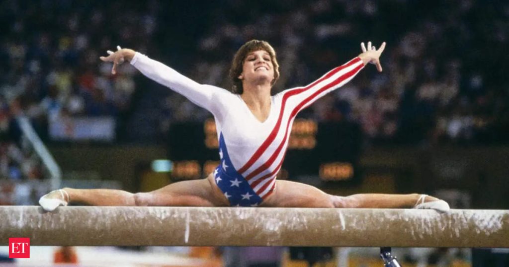 Mary Lou Retton First Us Woman Gymnast To Win Gold Fighting For Her Life In Icu