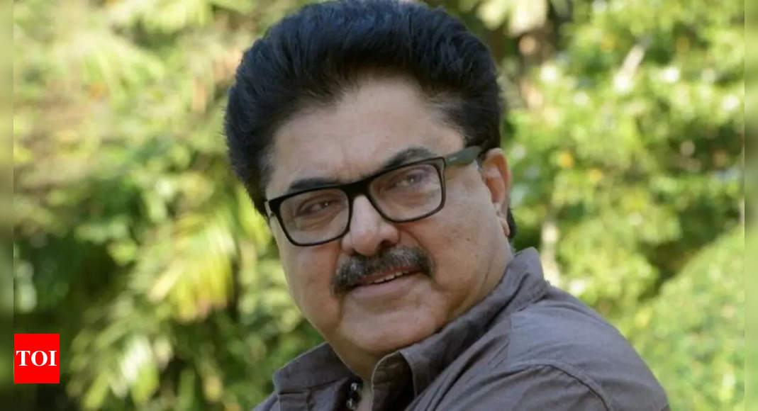 FIR Filed Against Twitter User for Spreading Fake News About Filmmaker Ashoke Pandit