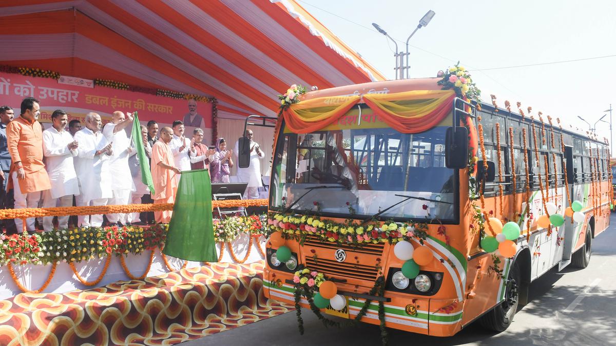 Uttar Pradesh Chief Minister Yogi Adityanath Flags Off Buses Operated Exclusively by Women Drivers