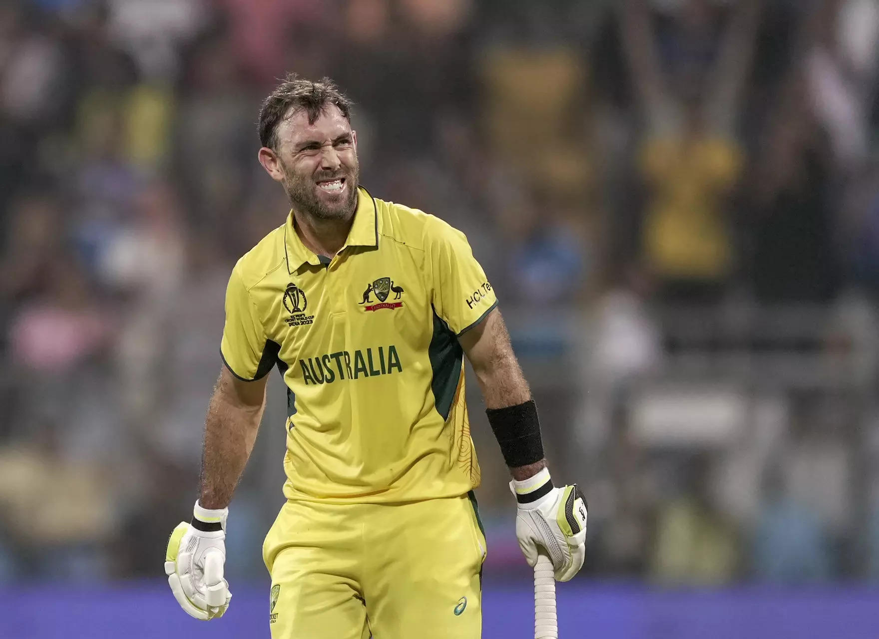 Maxwell’s One-Legged Miracle: Australia Advances to Semifinals