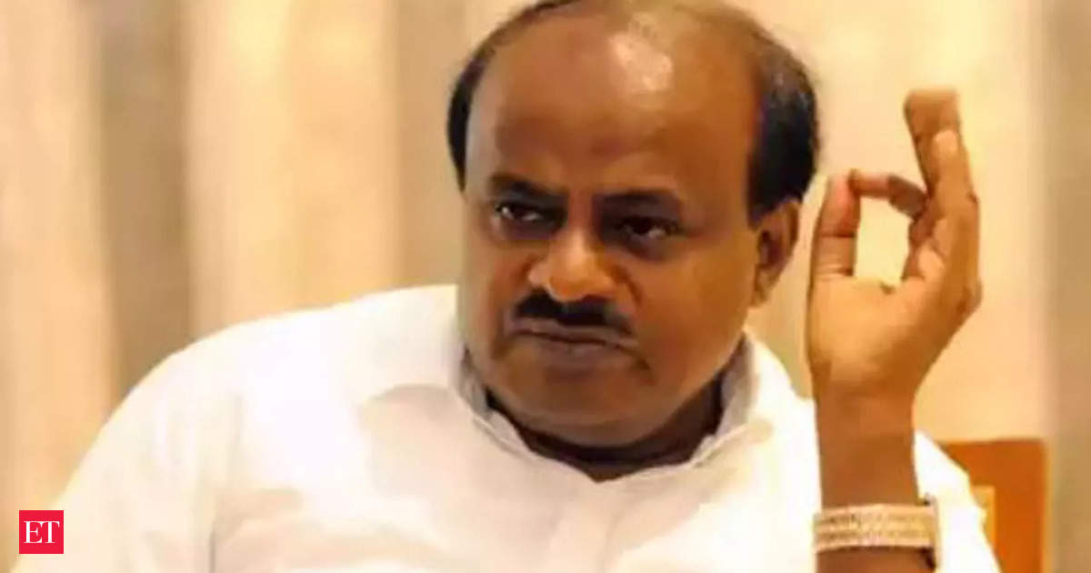 Posters Calling Kumaraswamy ‘Electricity Thief’ Appear Near His House