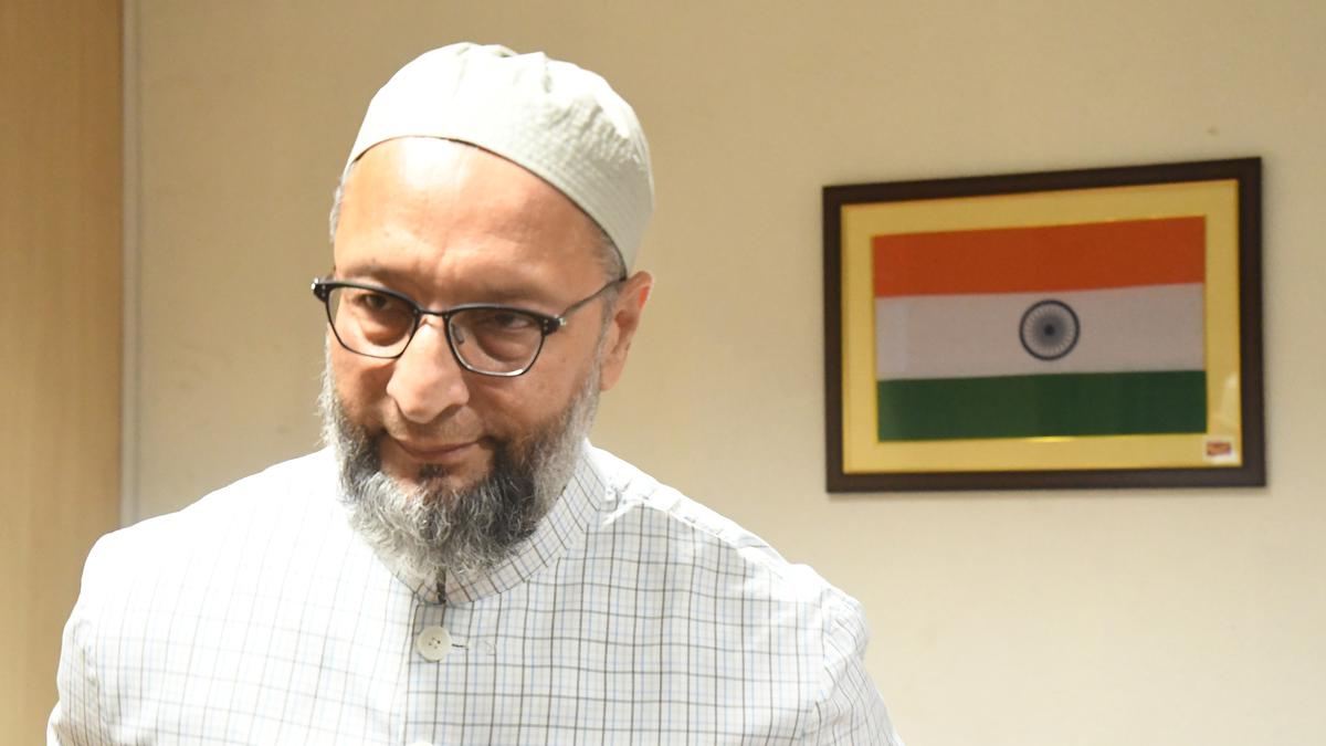 Owaisi criticizes Kishan Reddy’s bulldozer remark