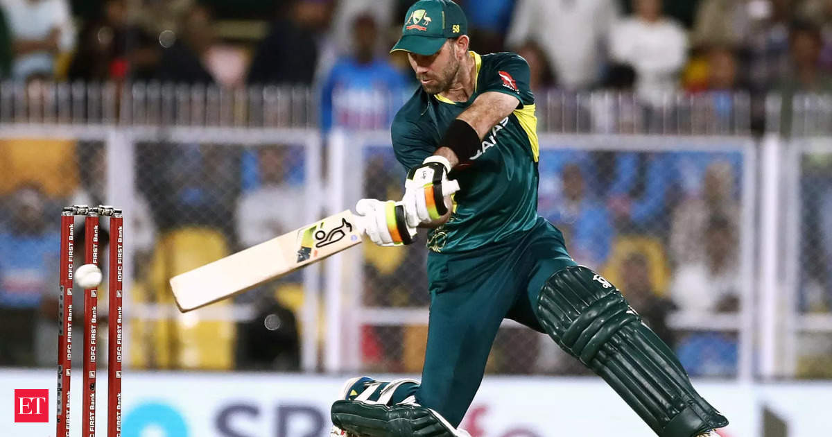 Maxwell keeps Aus alive in T20 series against India