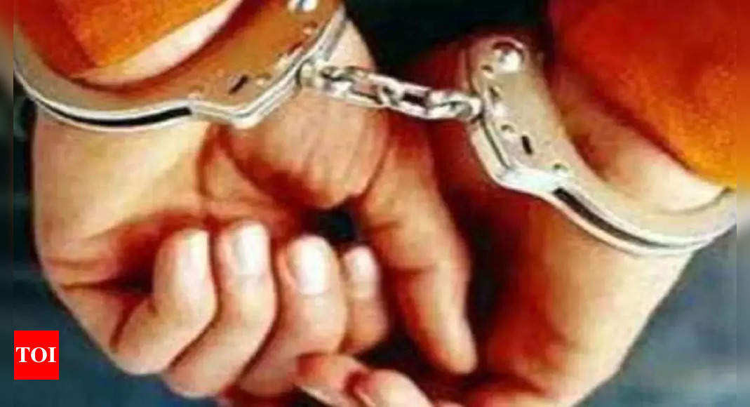 Fake Job Agency in Mumbai Dupes 120 Job Aspirants of Rs 2 Crore, 2 Held