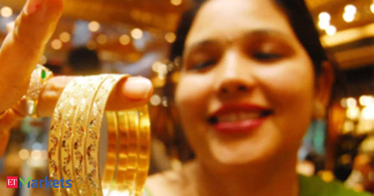 Gold Rate Today: Yellow metal hits new high, tops Rs 64,000 on MCX amid Fed rate cut hopes