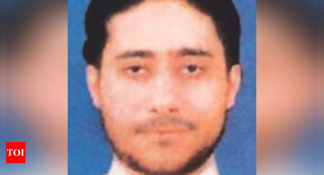 Key 26/11 plotter Sajid Mir in Pakistan hospital after poisoning