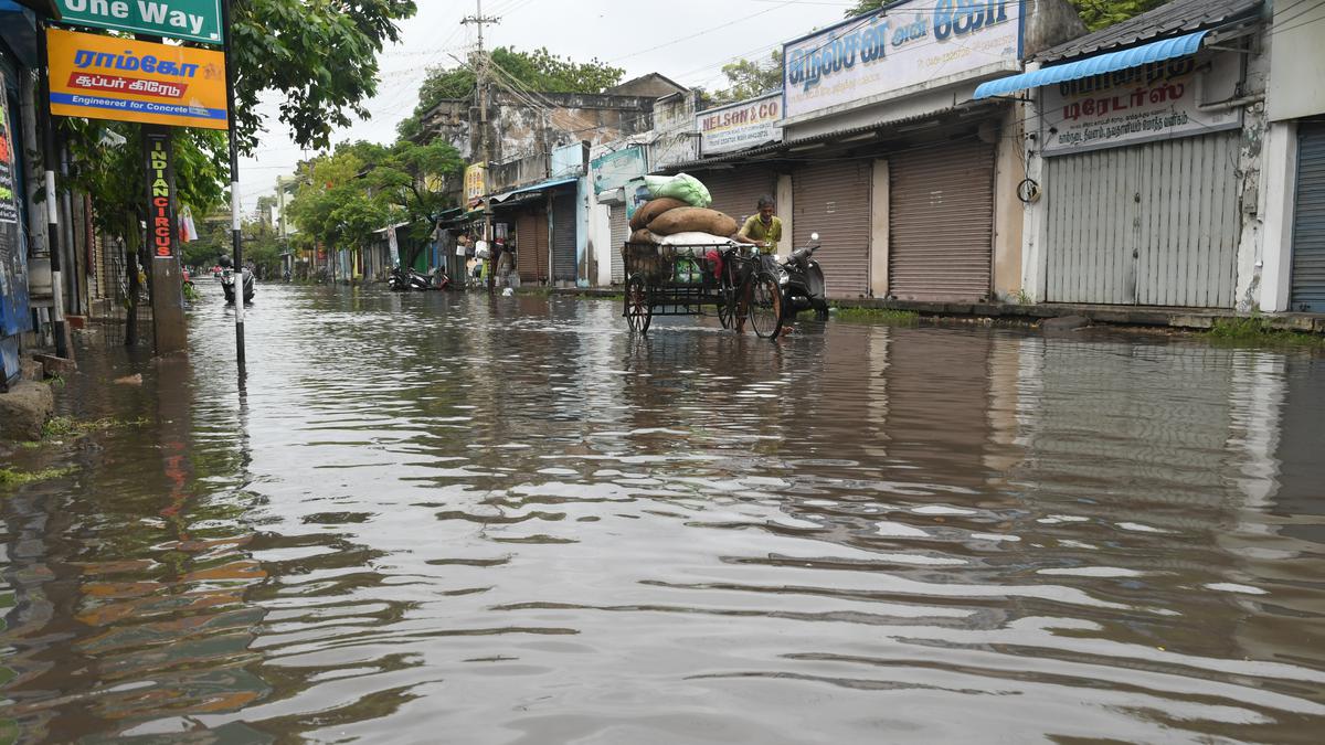 Tamil Nadu Chief Minister Assigns Officials to Monitor Flood Relief Measures