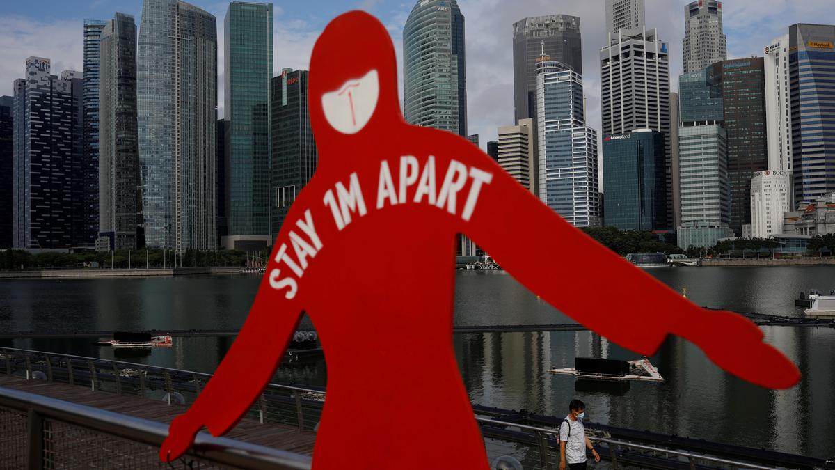 COVID-19: Singaporeans Strongly Encouraged to Wear Face Masks Following Spike in Cases