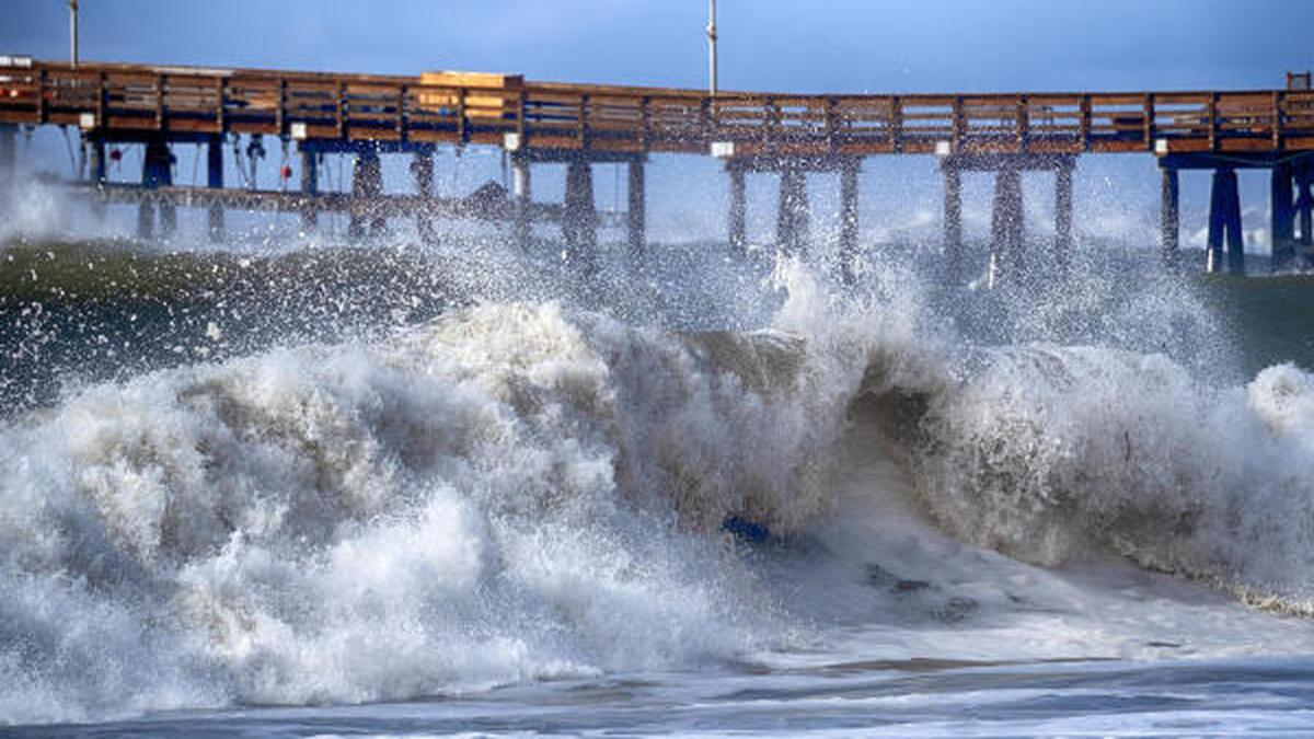 Massive Waves on California Coast Cause Flooding, Force Evacuations