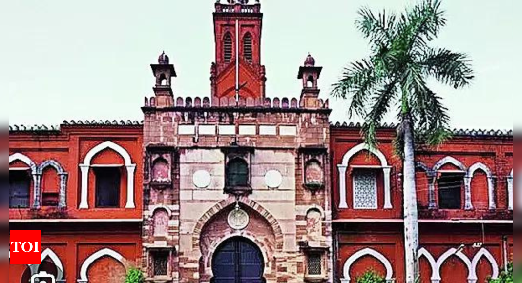 Can minority tag be restored to AMU in post-statute era: SC