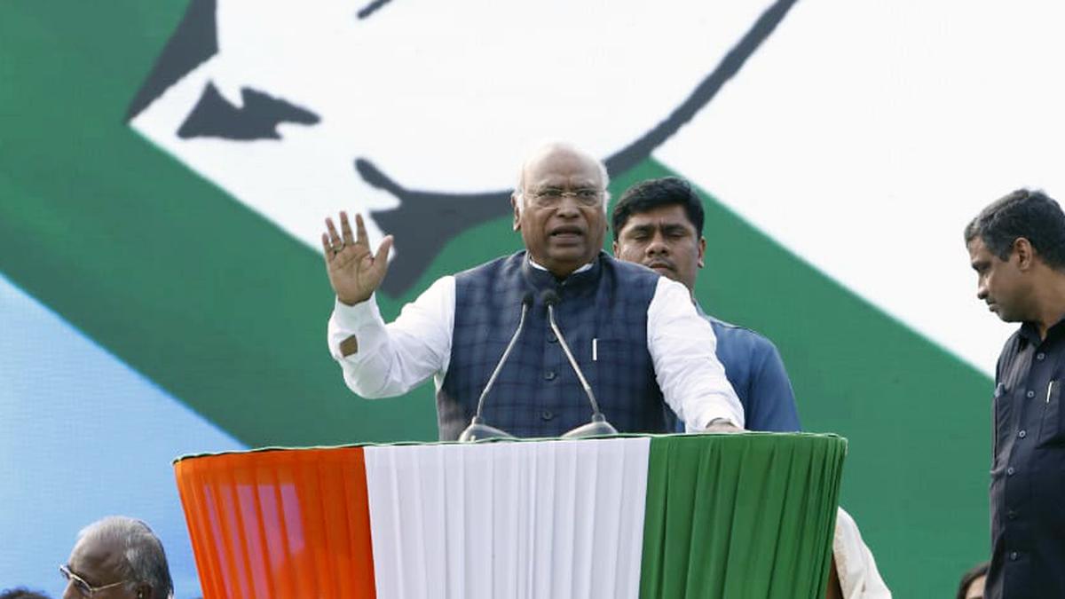 Rights of People are Being Eroded under the BJP Govt, says Congress President Mallikarjun Kharge in His Republic Day Message