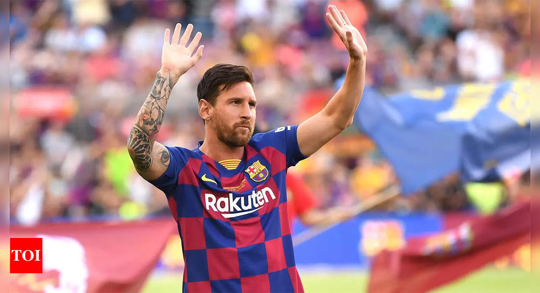 Napkin signed by Lionel Messi for Barcelona contract goes up for auction