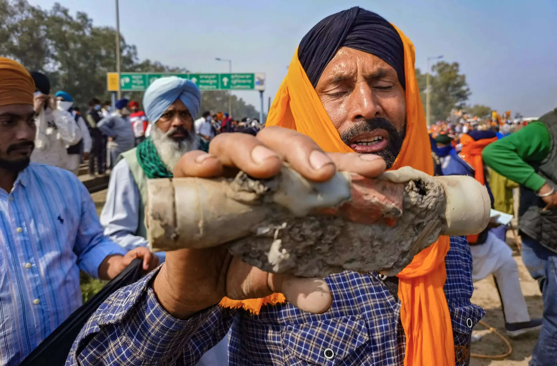 Farmers’ Protest: March Towards Delhi Stopped at Punjab-Haryana Border