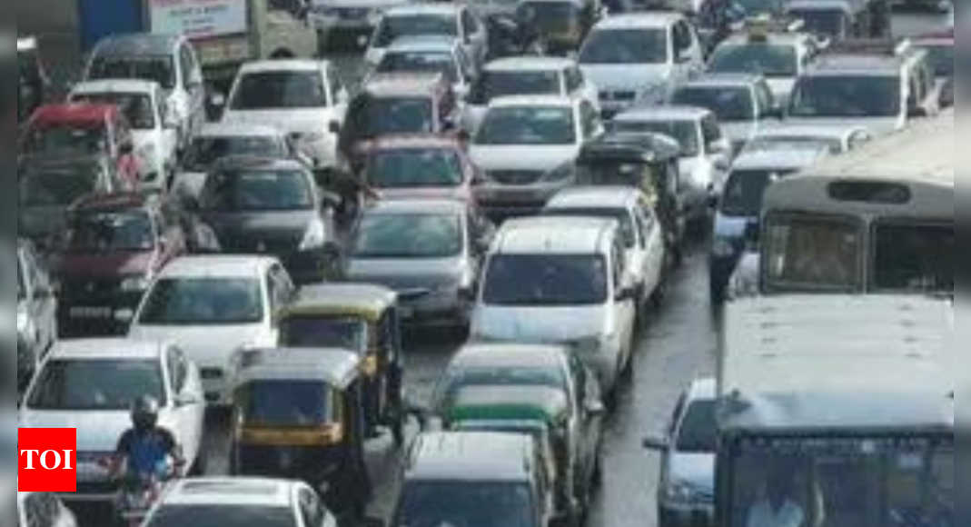 Passenger Vehicle Sales in India Rise 14% in January at 393,074 Units