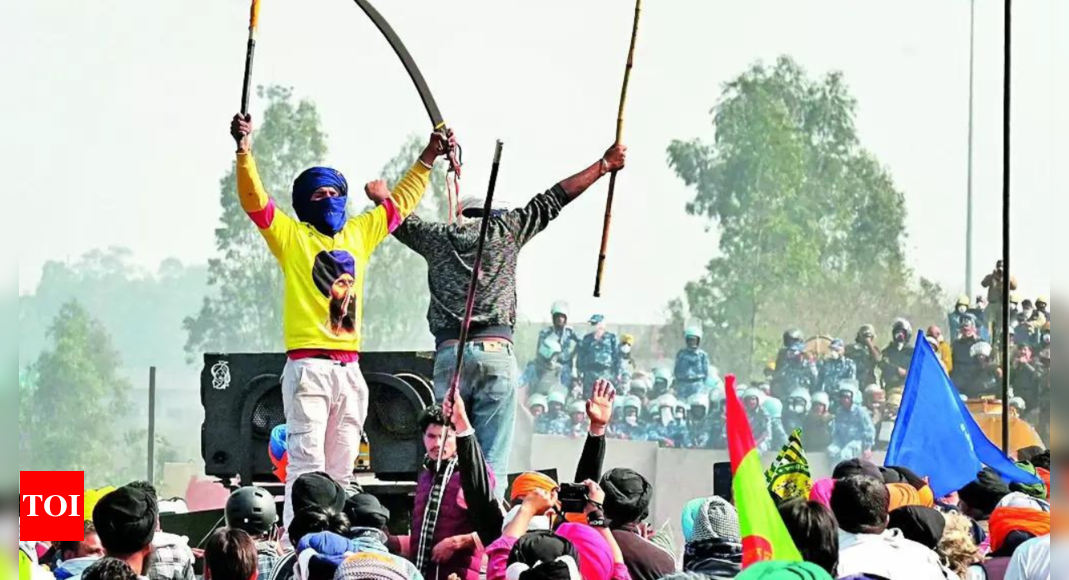 Farmers Protest: Talks on Sunday, Farmers Stay Put at Shambhu Border