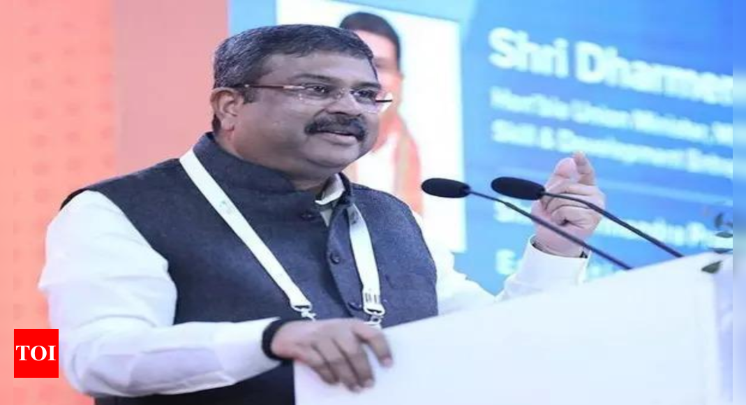 Dharmendra Pradhan Urges Indian Industries to Invest in Startups