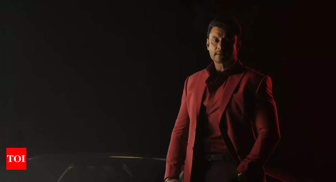 Actor Darshan criticizes ‘Roberrt’ producer for allegedly stealing the title ‘Kaatera’