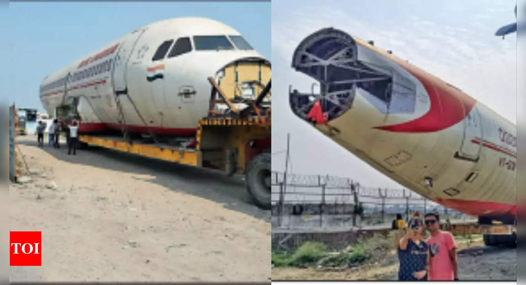 Cops ask trailer with 111-ft plane to get out of PM protocol route