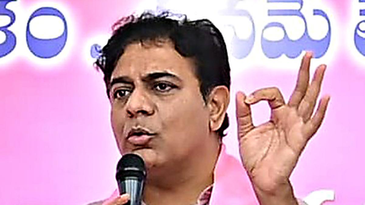 K.T. Rama Rao Calls Telangana CM Revanth Reddy Inefficient in Handling Water Crisis