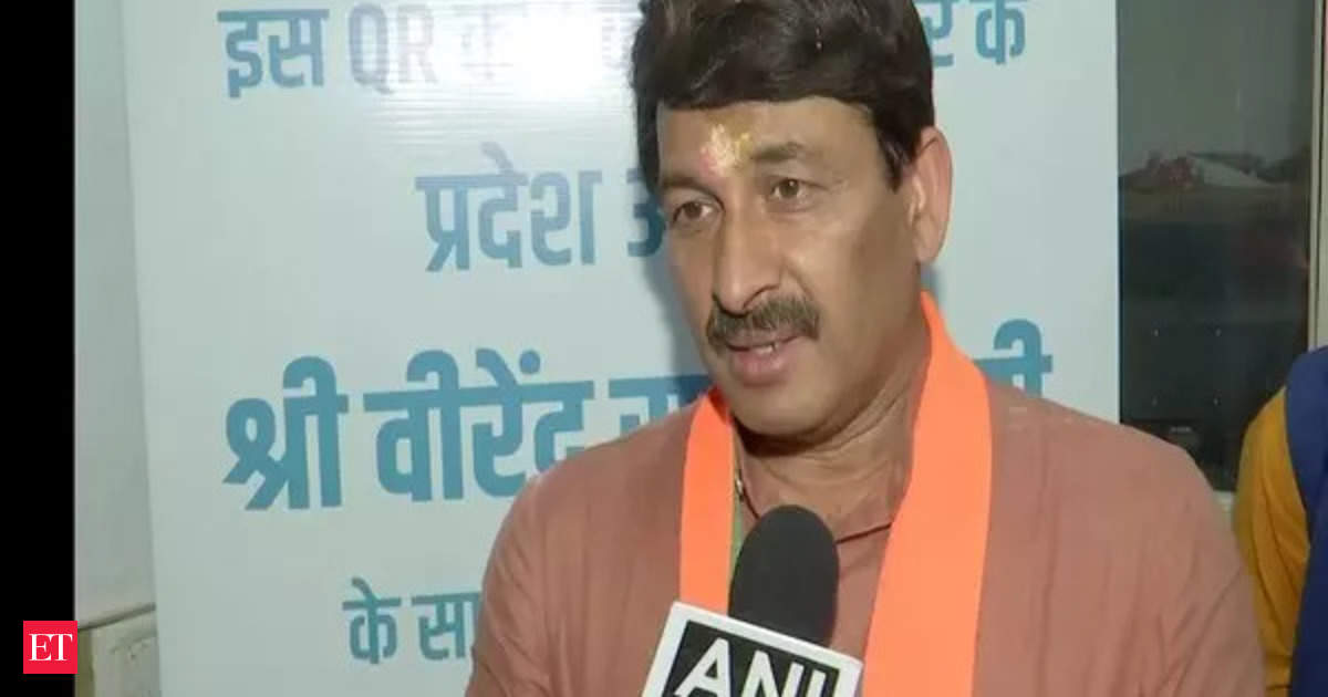 Gangs run from jail, not govt: Manoj Tiwari