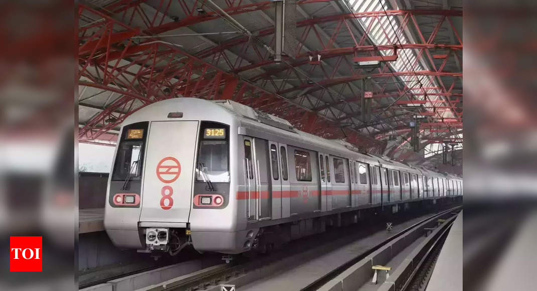 Delhi Metro Services to Start at 2.30pm on Holi