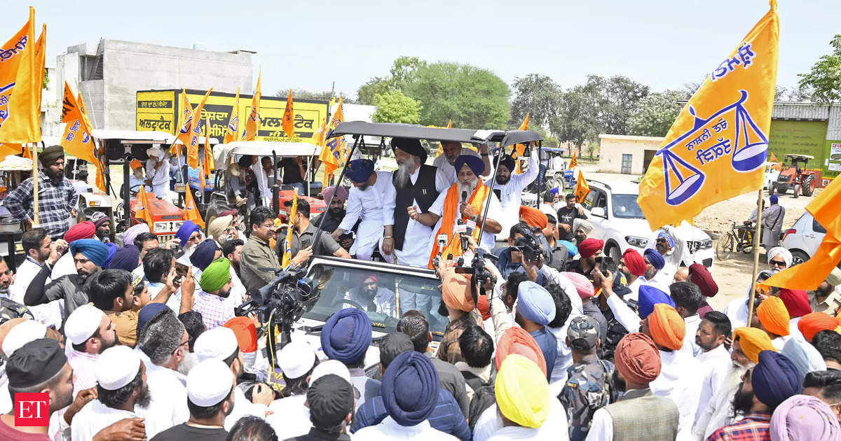 SAD Chief Sukhbir Singh Badal Suggests DNA Test for Those Joining BJP