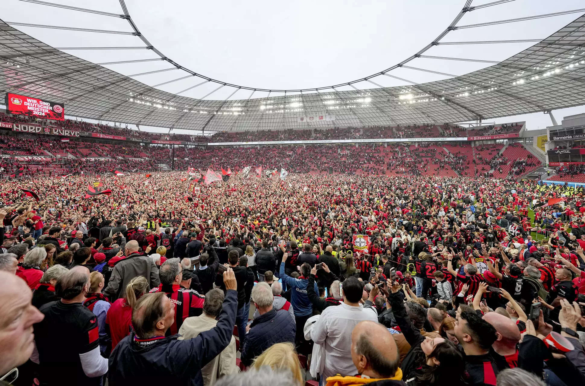 Bayer Leverkusen Wins First Bundesliga Title, Ending Bayern Munich’s 11-Year Reign