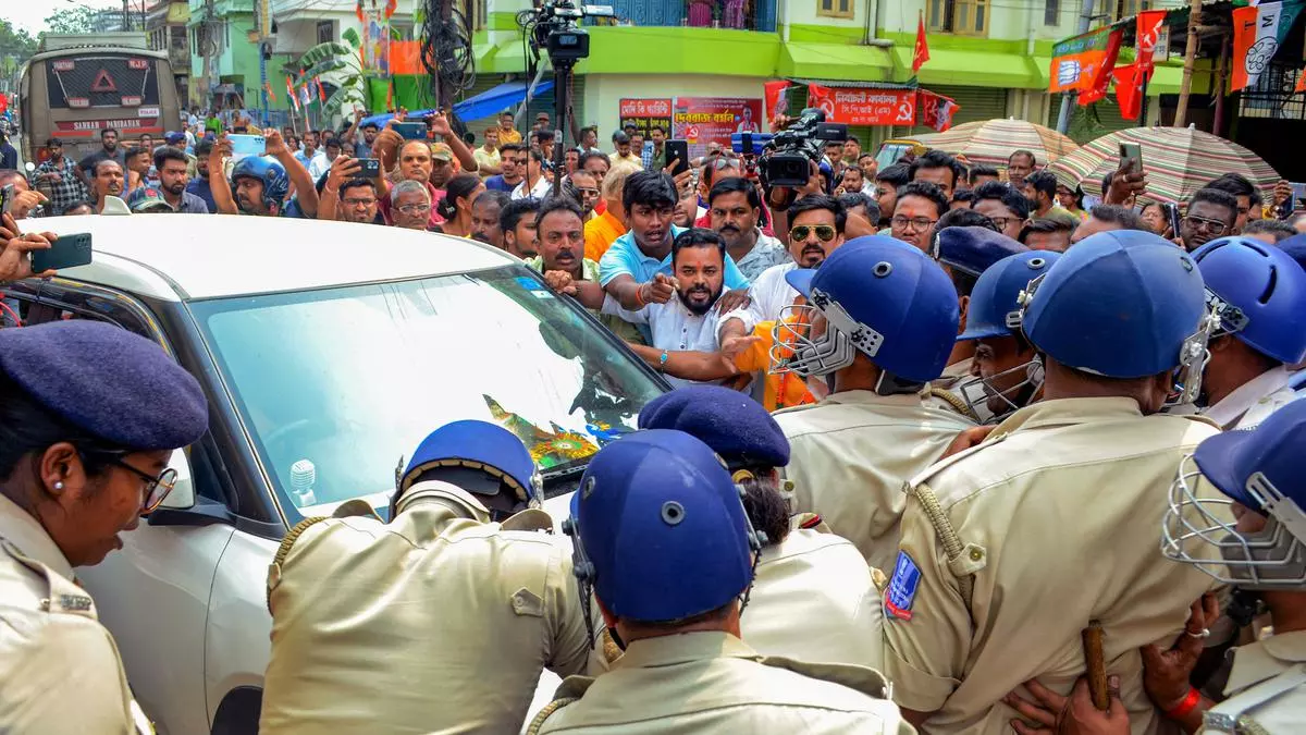 Violence Grips Bengal in First Phase of Elections