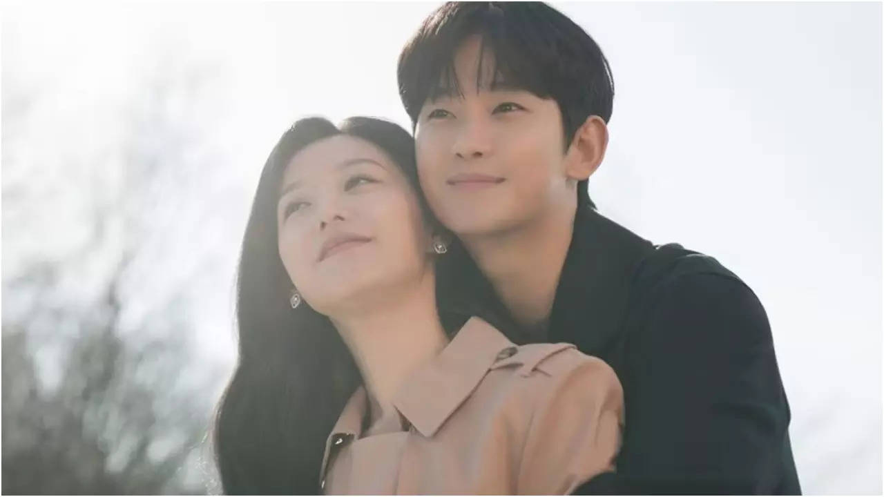 Kim Soo-hyun’s 40 crying scenes to Kim Ji-won’s 166 outfits: All the deets on what made ‘Queen of Tears’ a success!