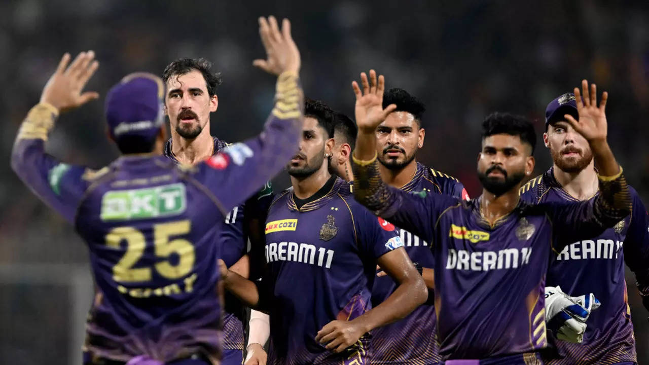 KKR Beat Mumbai Indians to Enter IPL Playoffs