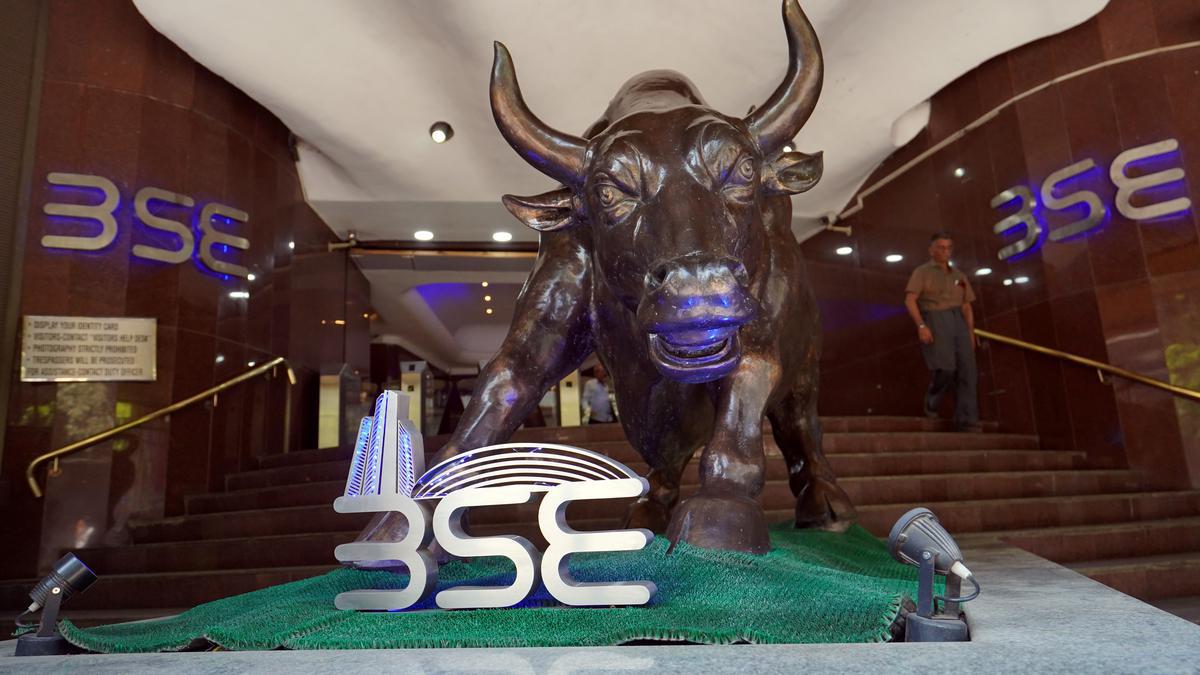 Sensex, Nifty Spurt Nearly 1% on Buying in HDFC Bank, Infosys Amid Global Stocks Rally